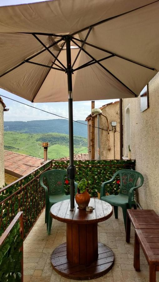 Appartamento La Via di Fuga Pietrapertosa Esterno foto